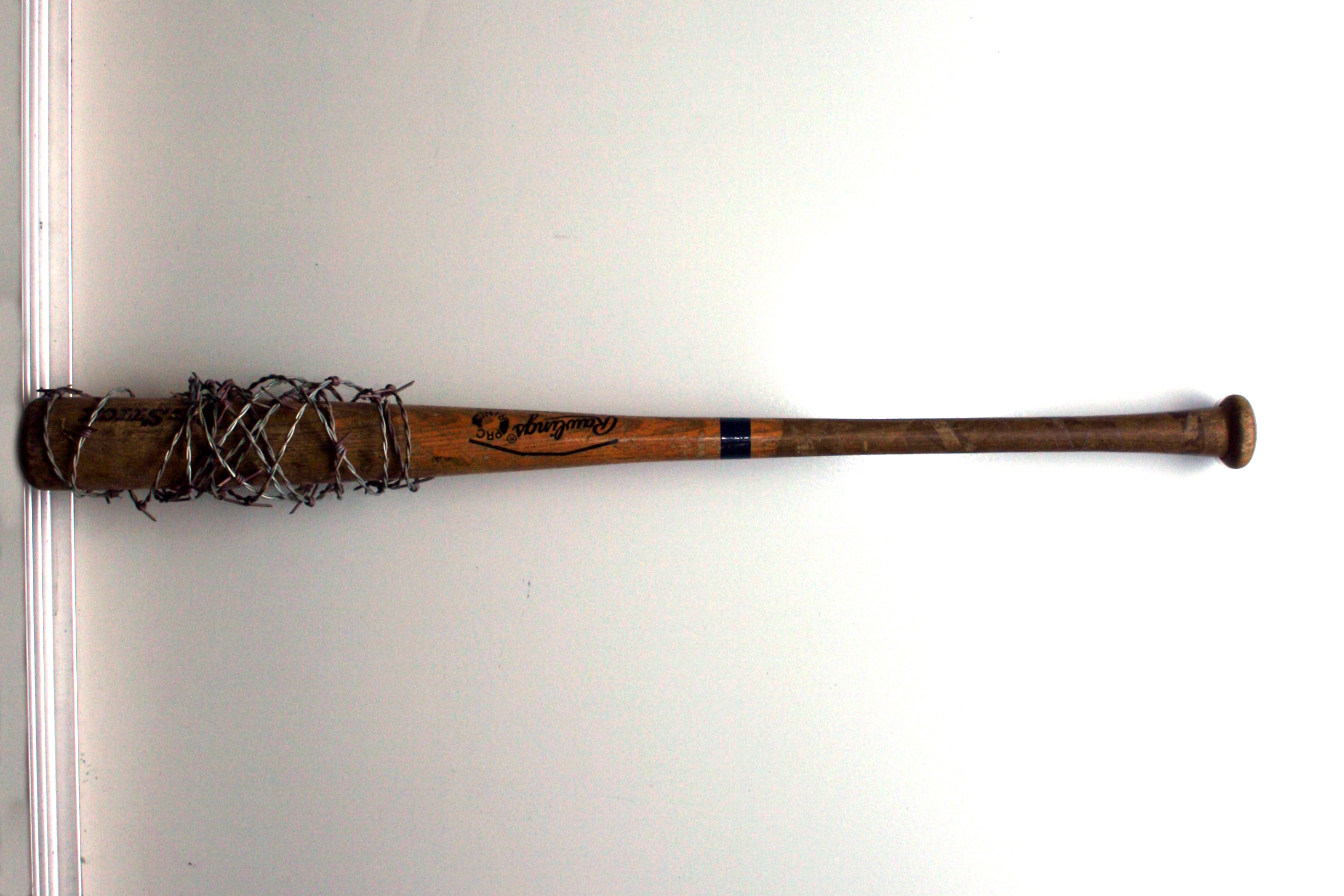 [Image: Barb_Wire_Baseball_Bat_Stock_by_GloomWriter.jpg]