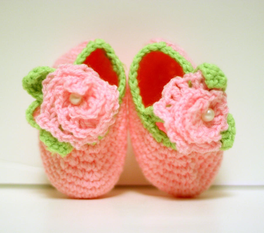 crochet baby shoes by Knitnutbyjl on deviantART