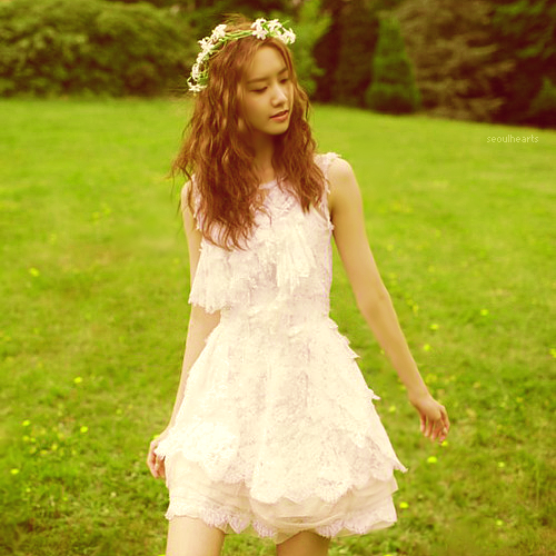 snsd___yoona_by_anna06i-d52p7b6.png